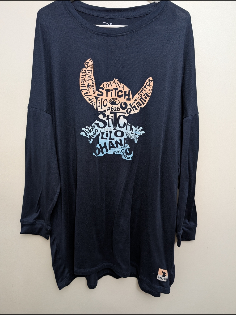 Disney Navy Long-Sleeve Sleep Shirt with Peach & Light Blue Stitch Graphic XL - Picture 1 of 6
